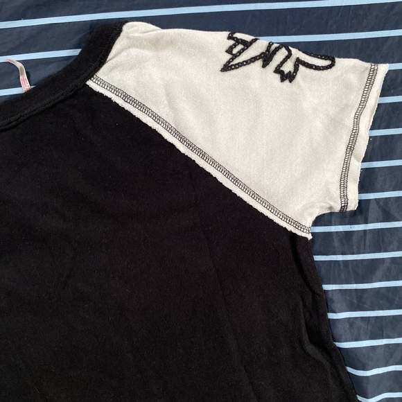 FREE PEOPLE | Embroidered Raglan Tee - Picture 11 of 12